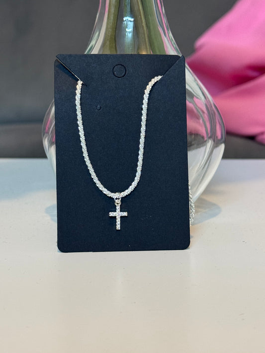Kreuz Halskette